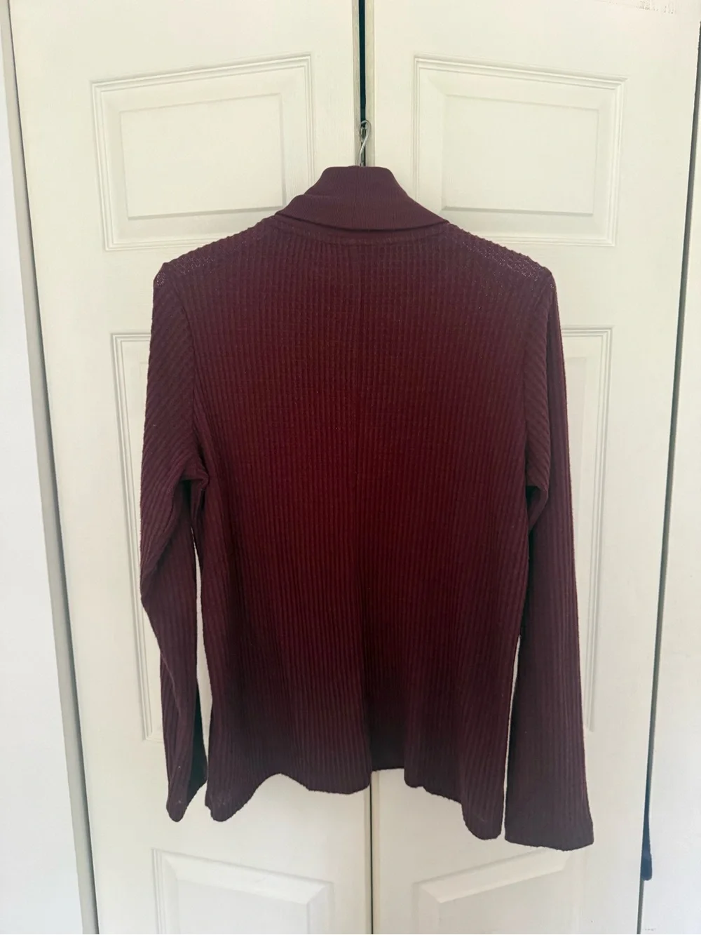 Andrew Marc Sport Women's Brushed Waffle Turtleneck Tunic Dark Red Sweater Large